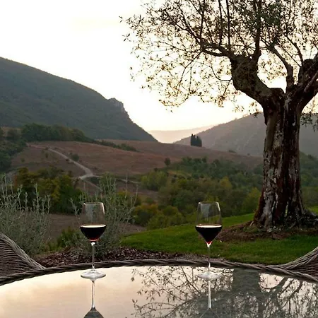 Sleeps 12 Pool Air Con Wifi * Palazzo Guglielmi